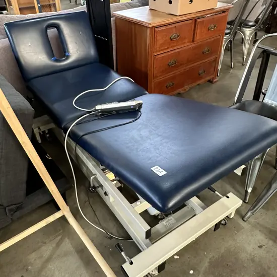Electric massage table