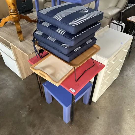 Cushion set, side table etc