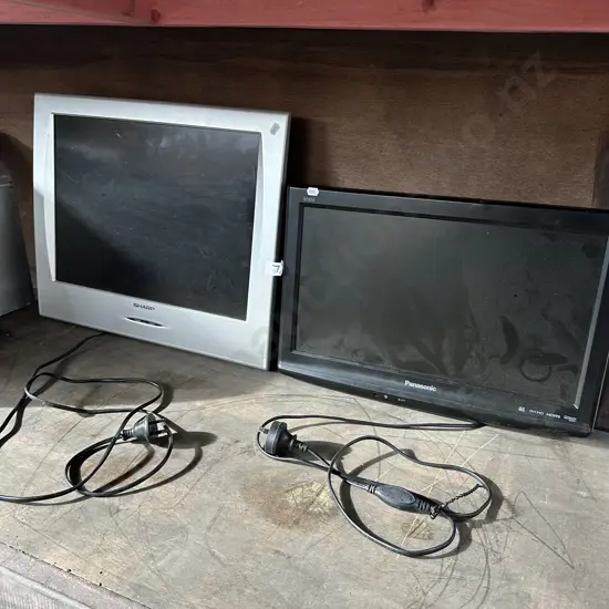 2 x TVs 19 and 20 inch