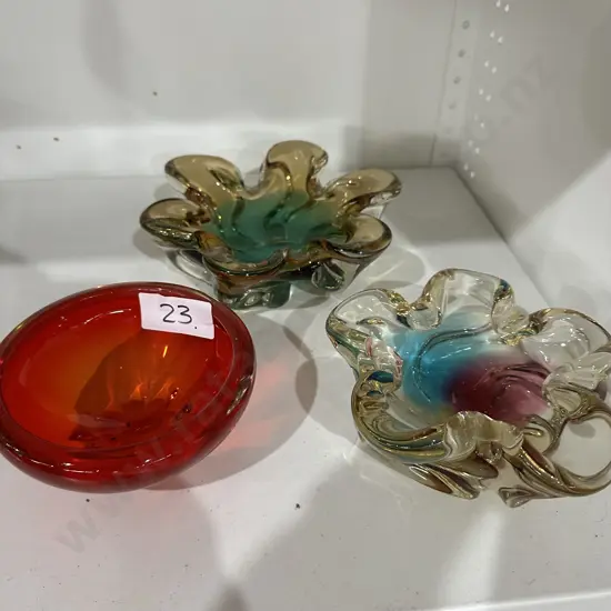 3 x Art glass