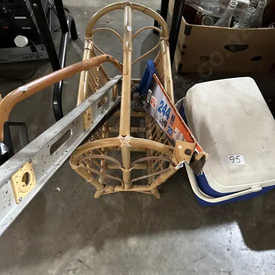 Chilli bin, tools etc