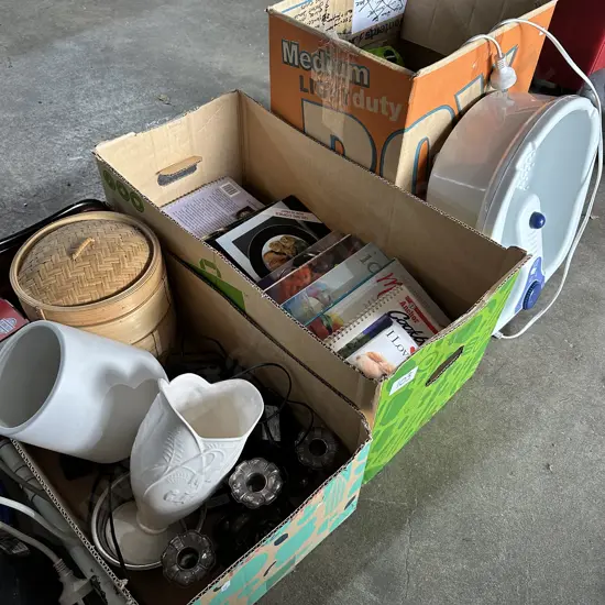 Large lot, vases, steamer, foot massage etc