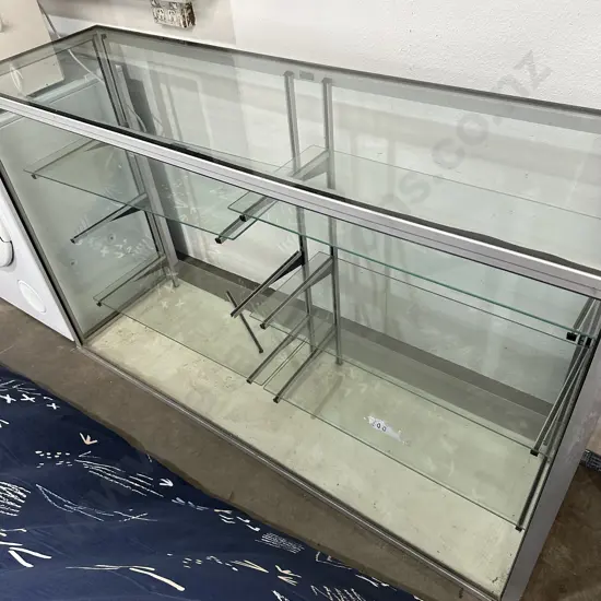 Display cabinet