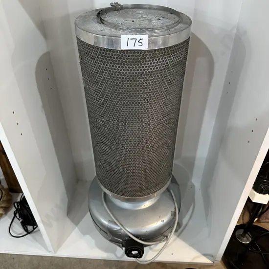 Deodorizer machine for growing room