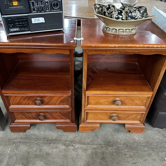 Pr bedside cabinets