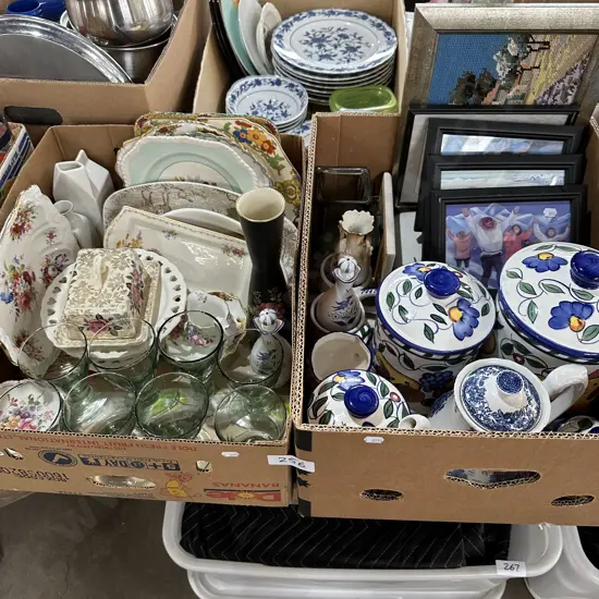 2 box collectables etc