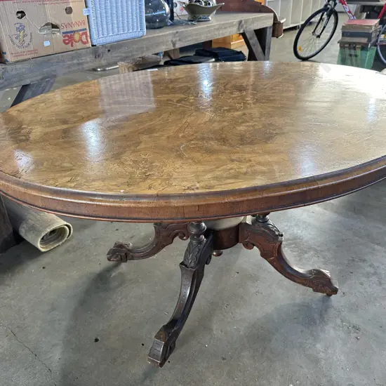 1850s Lou table