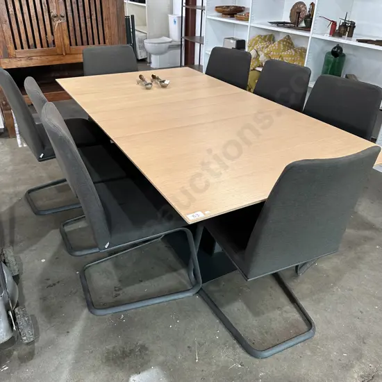 Boconcept table and 8 chairs
