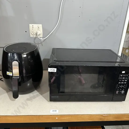 Microwave and airfryer needs clean