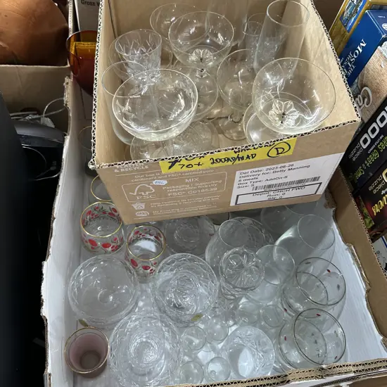 2 box glassware inc Champagne