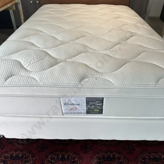 Very tidy Wonderest double bed