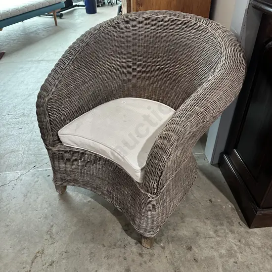 Wicker patio chair