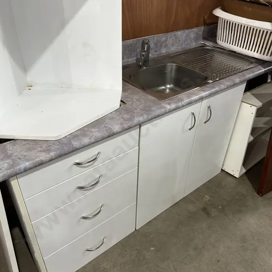 Small kitchen unit