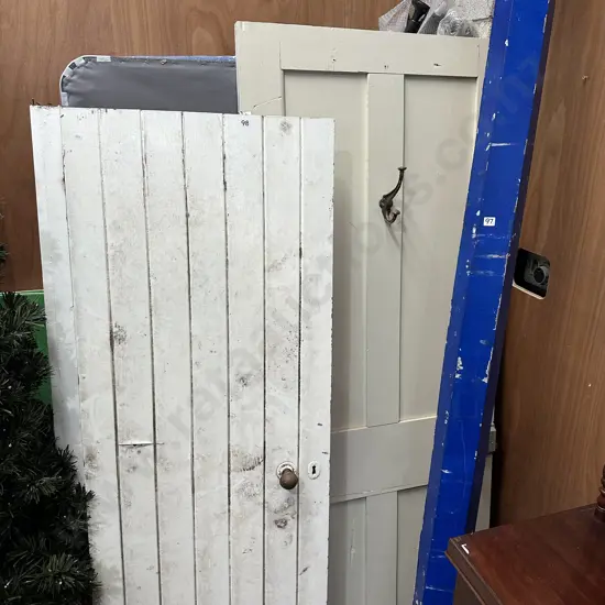 2 wooden doors