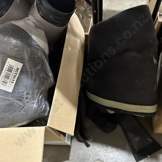 Insulation and dive suit