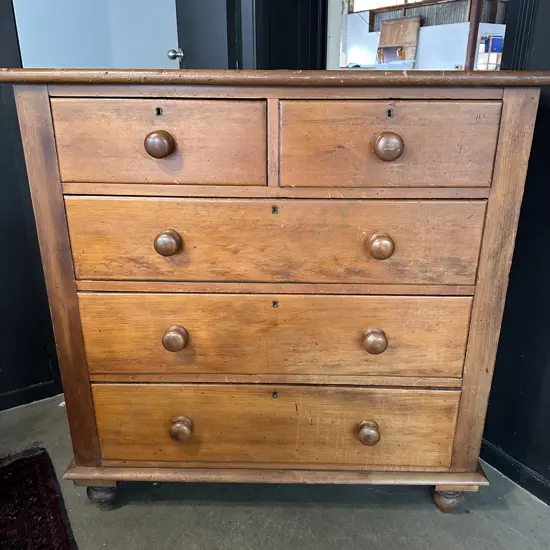 Kauri Scotch Chest