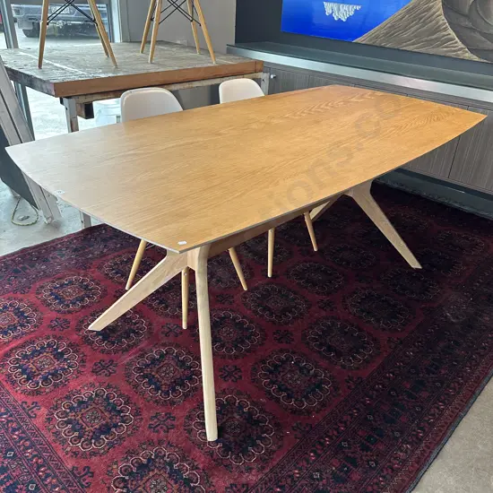 Solid Oak table by Interwood "Willow"