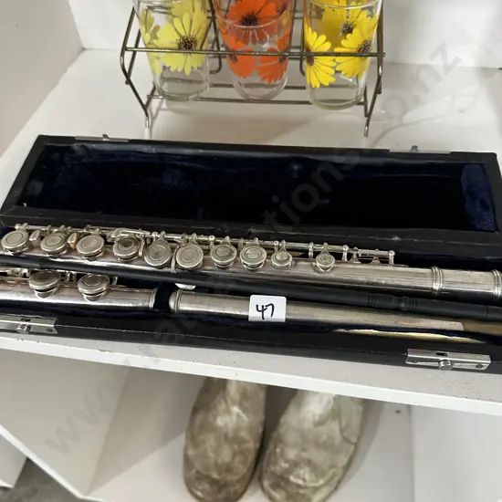 Boxed flute