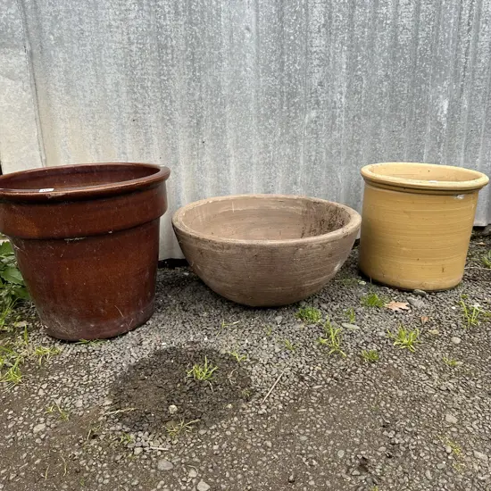3 large garden pots