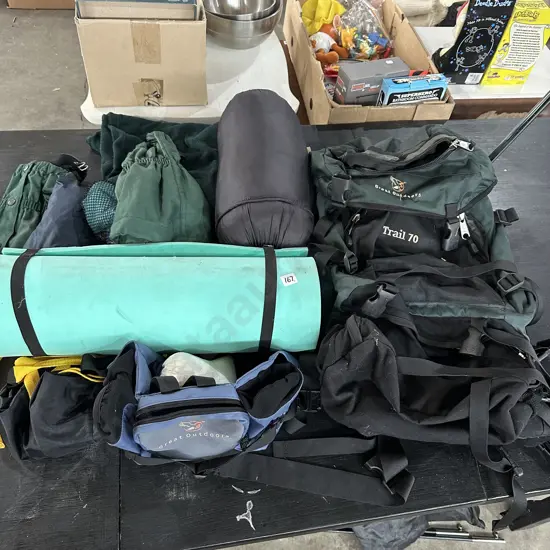 Pack and tramping gear
