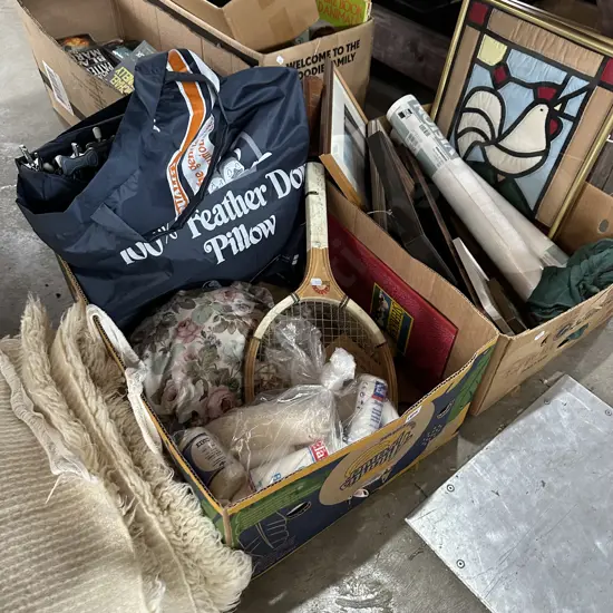 2 box lots and woolrest