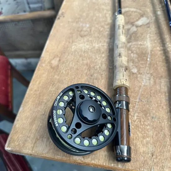 Wynrod 2pc fly rod with Manic reel