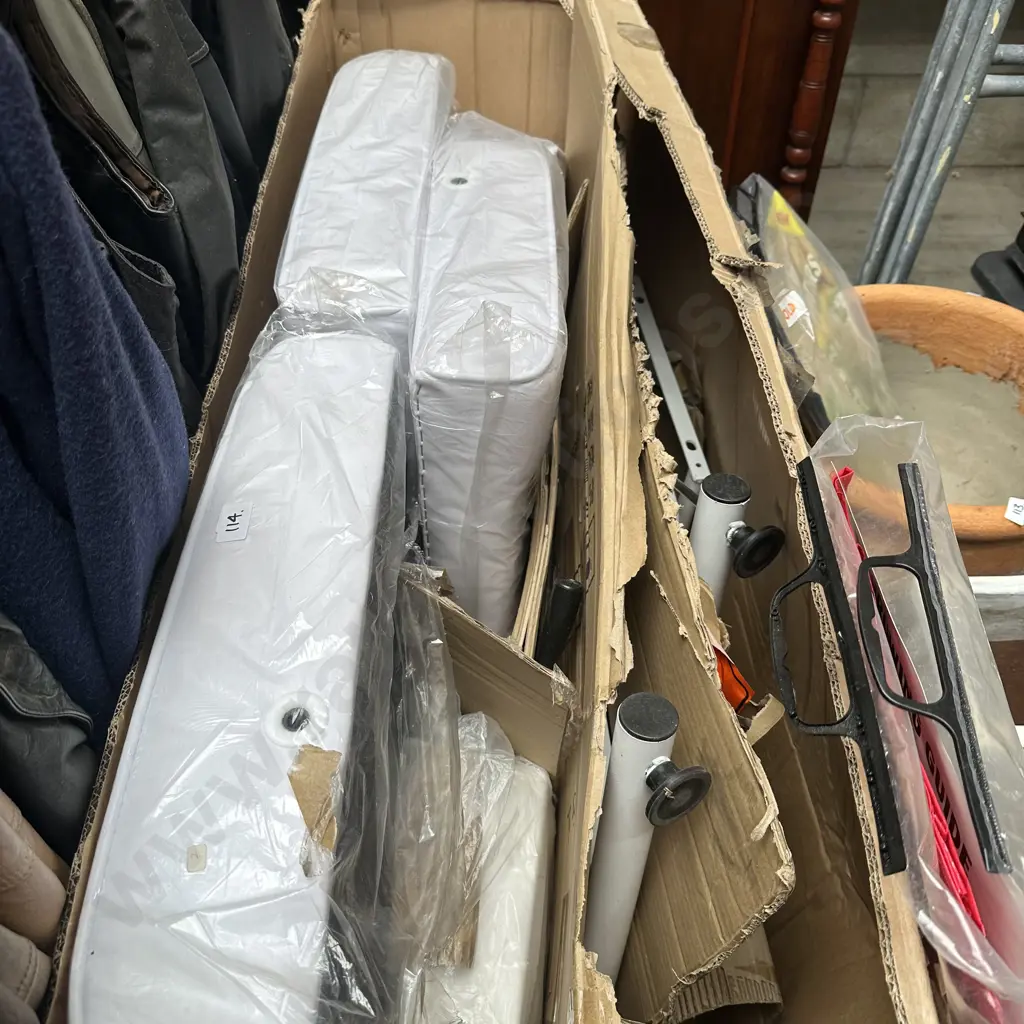 New beauty therapy bed Image 1++