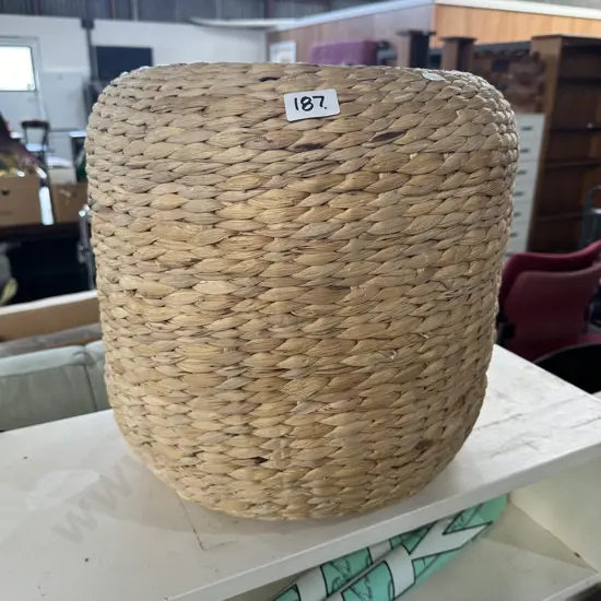 Wicker stool