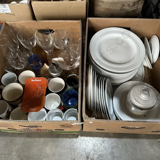 2 box kitchenware
