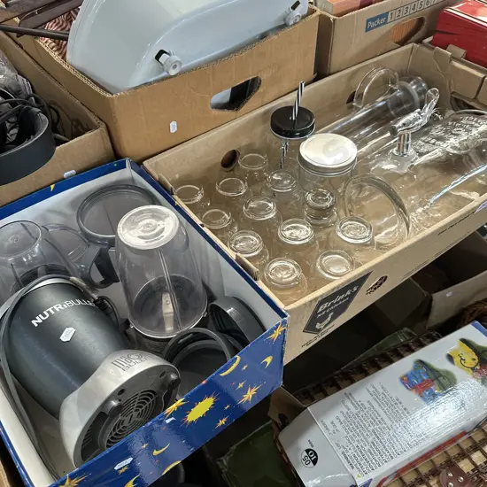 Nutri bullet and glassware inc dispenser