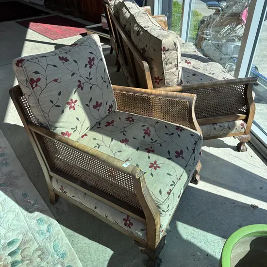 3pc rattan & solid wood suite, claw and ball feet