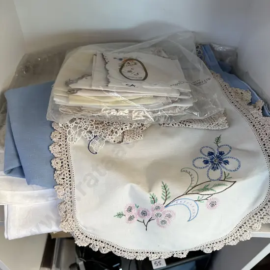 Napkins and table cloths