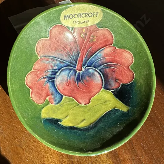 Moorcroft dish 95mm plus assorted smalls