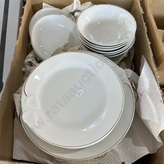 Hutschenreuther dinner service