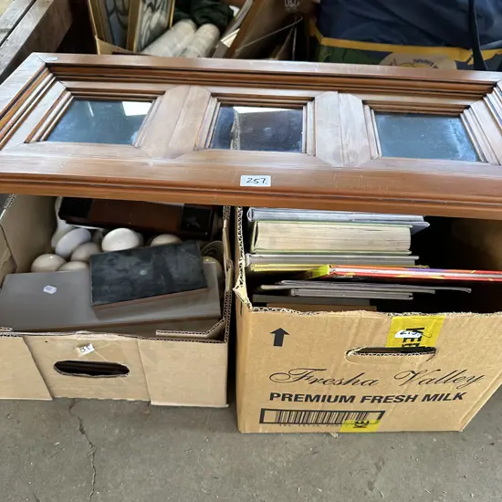 books, hardware , frame