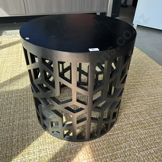 Modern design sidetable