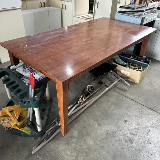 Large table