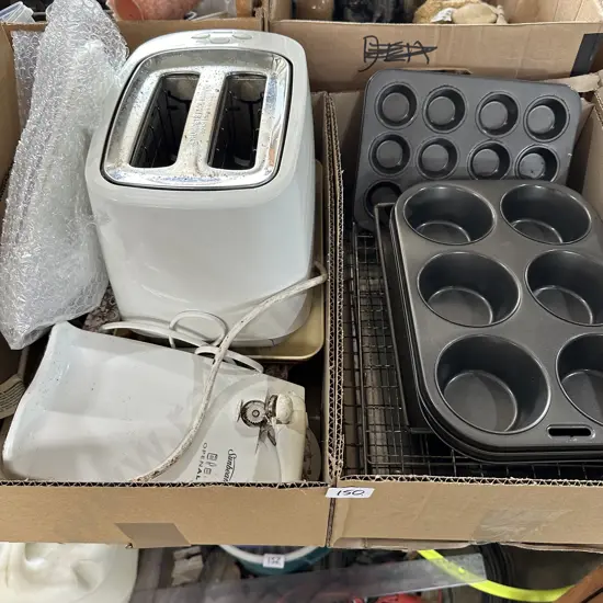 2 box kitchenware