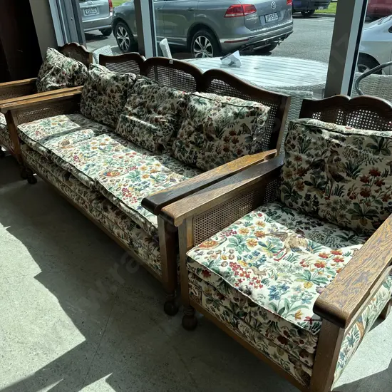 3pc wickerback suite, solid Oak