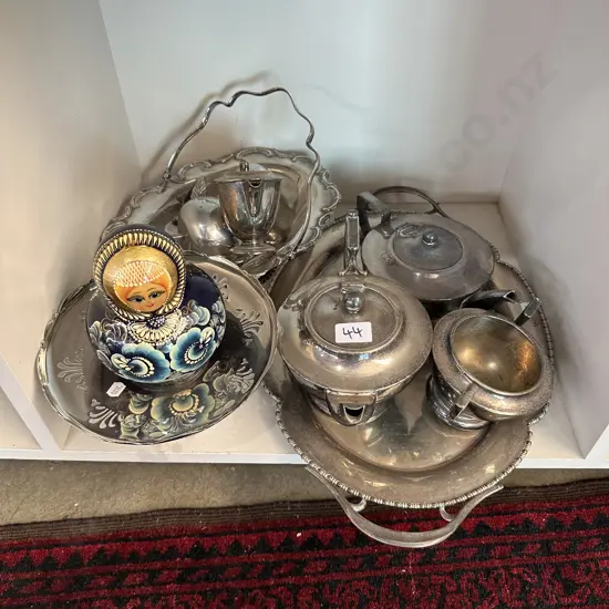 Shelf silverware etc