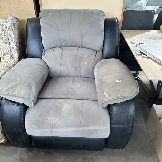 Very average lounge chair