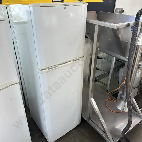Fridge freezer