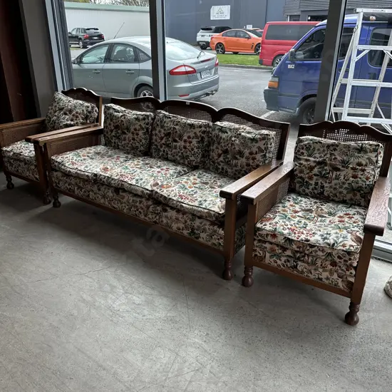 Oak wicker back 3pc suite