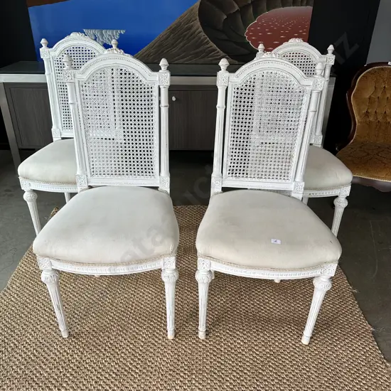 4 shabby Chic chairs (some legs could be reinforced)
