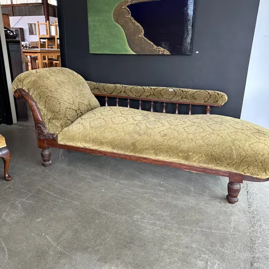 Chaise Longue