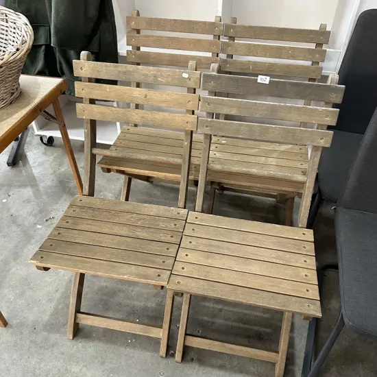 4 x outdoor folding chairs