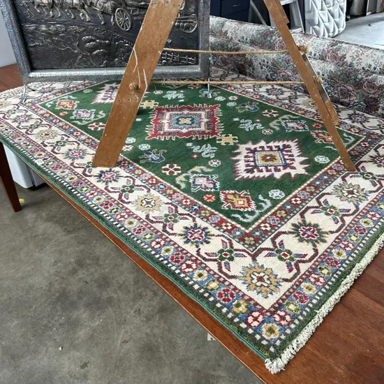 Persian rug 1.5 x 1m  new