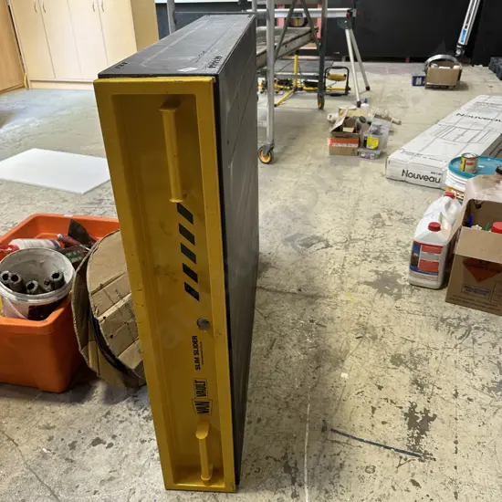 Van vault slim slider