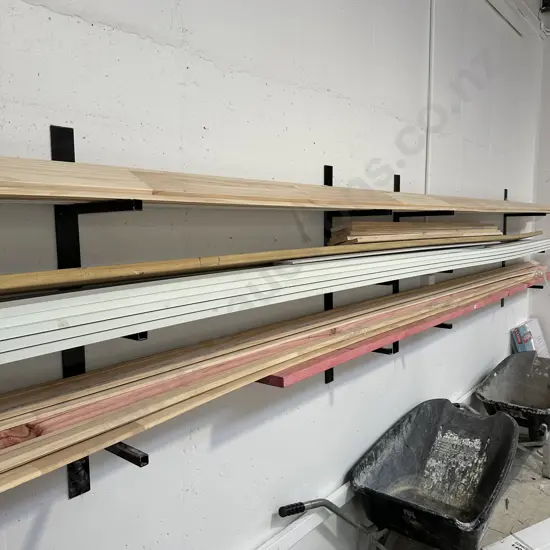 Lenghts plus metal racks