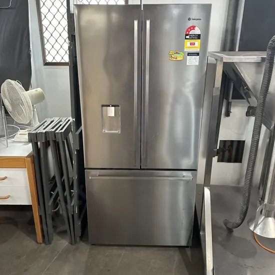 Westinghouse double door fridge freezer